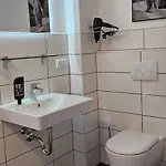 Hotelbetriebe Gueldenhaupt Gmbh Vendégház