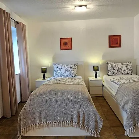 Hotelbetriebe Gueldenhaupt Gmbh Gasthuis 3*