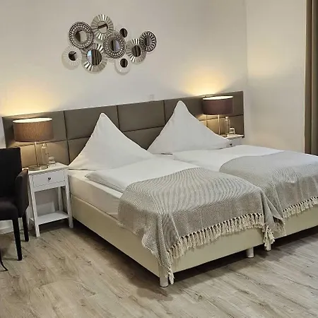 Hotelbetriebe Gueldenhaupt Gmbh בית הארחה